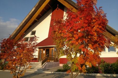 У Трех пещер