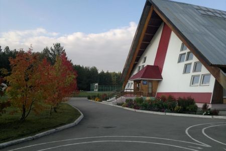 У Трех пещер