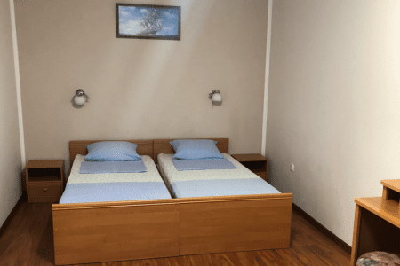 Стандартный 6-местный 2-комнатный №6