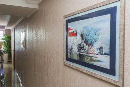 Свет в окне