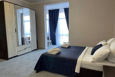 Семейный 5-местный (№24)