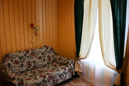 Коттедж №8 4-местный 2-этажный