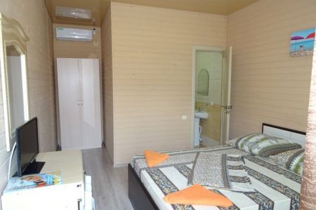 Коттеджи в Гагре