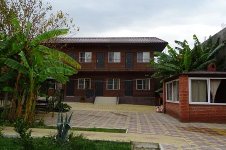 Коттеджи в Гагре