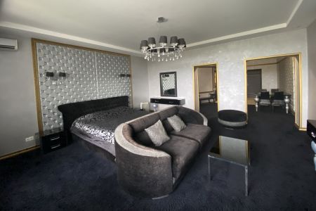 Люкс Черный