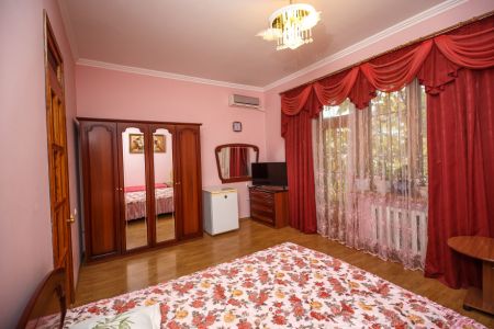 Семейный 4-местный