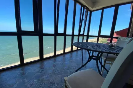 Апартаменты с видом на море