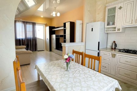 Апартаменты 4-местные (с диваном)