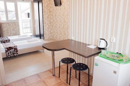 Апартаменты 4-местные (с диваном)