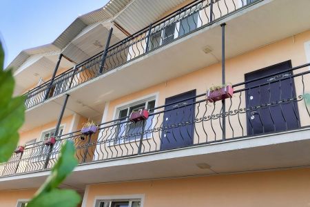 Апартаменты 4-местные (с диваном)