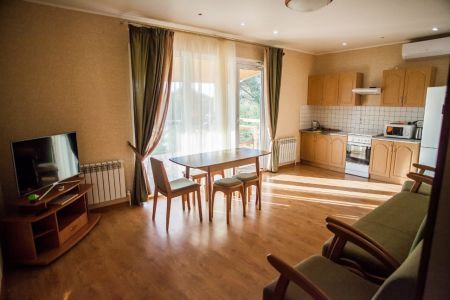 Дом 4-местный (Дом у реки «семейный»)