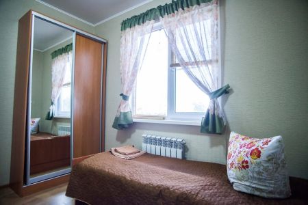 Дом 4-местный (Дом у реки «семейный»)