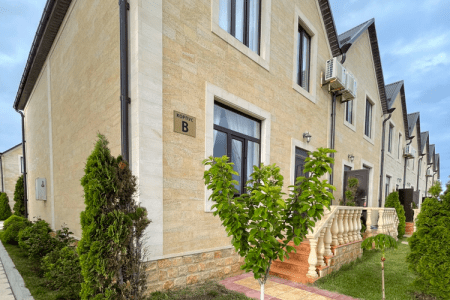 Внешний вид и бассейн