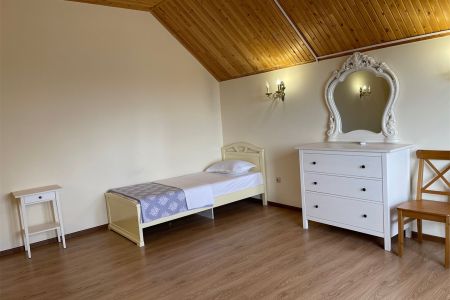 Коттедж 4-местный 2-комнатный (корпус В)