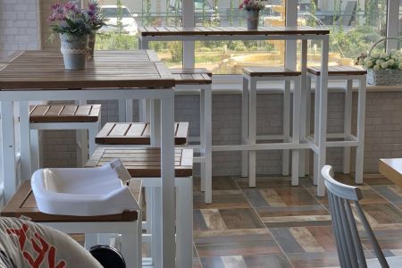 Внешний вид и бассейн