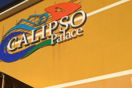 Внешний вид и бассейн