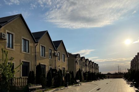 Внешний вид и бассейн