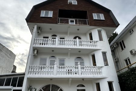 Аврора (Адлер)