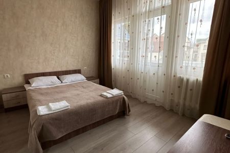 Комфорт 3-местный 2-коматный (с балконом)