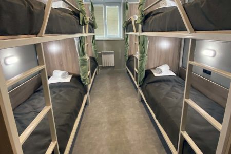 Место 2-местный