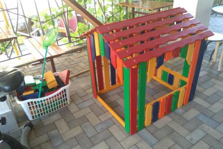 Детский уголок