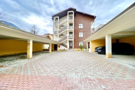 Благодарный Круглый год