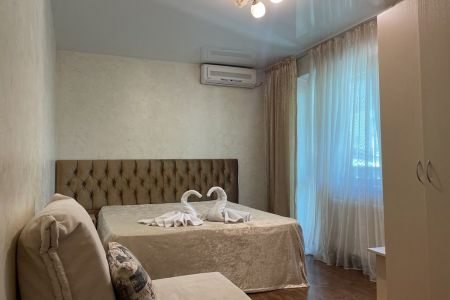 Стандартный 3-местный (с балконом)