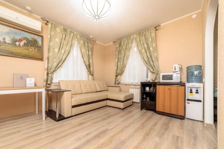 Коттедж Лесной