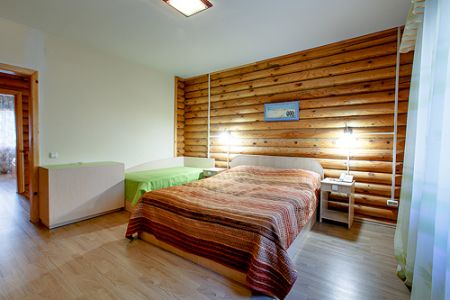 Коттедж 4-местный Студия (2-этаж)