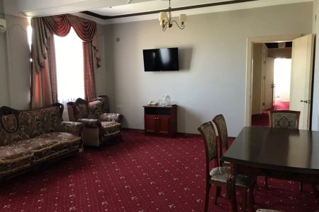 Люкс 2-местный 2-комнатный (с видом на море)