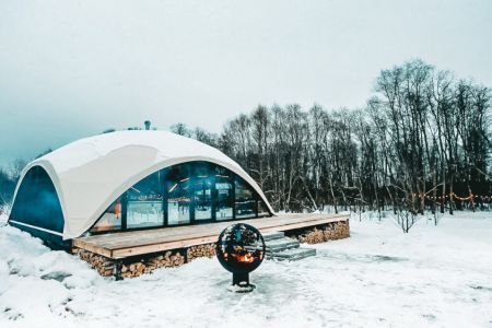 Дом 3-местный «Цветы сакуры» (на дереве)