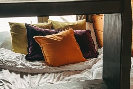 Двойной домик 4-местный «Дуэт» (с джакузи на девере)