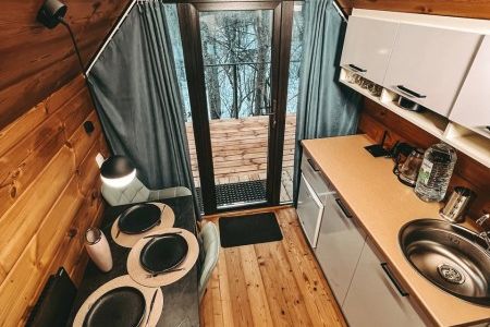 Дом 3-местный «Цветы сакуры» (на дереве)