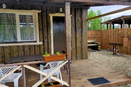 Коттедж 10-местный. Спальное место у лестницы