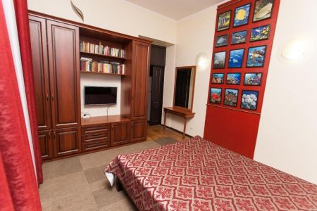 «Holiday Park» / «Холидей Парк» гостиница