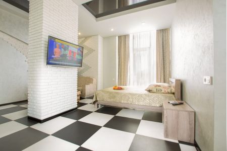 «Art House Hotel» / «Арт Хаус» отель