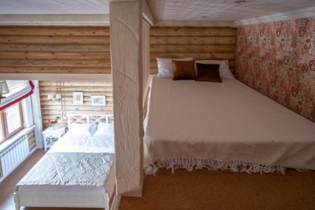 Люкс 4-местный 2-комнатный (Леонтина)