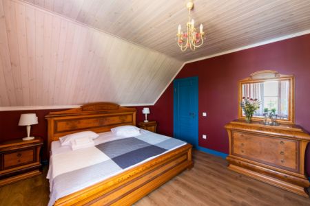 Люкс 4-местный 2-комнатный (Леонтина)