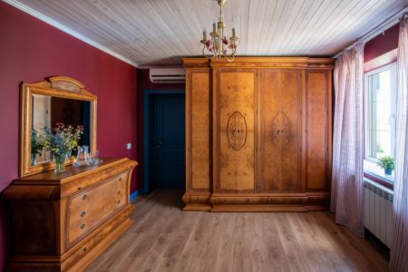 Люкс 4-местный 2-комнатный (Леонтина)