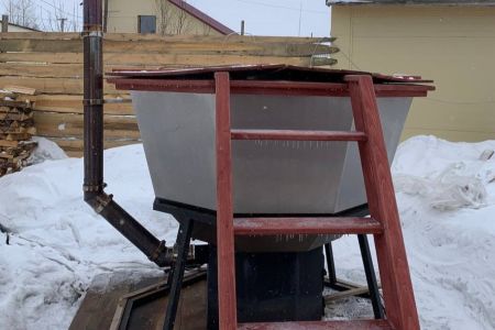 Белоярский горячий источник