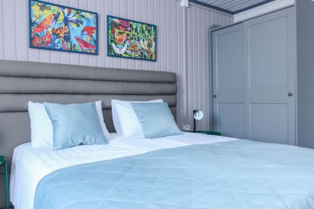 Люкс 4 -местный (вид на Волгу)