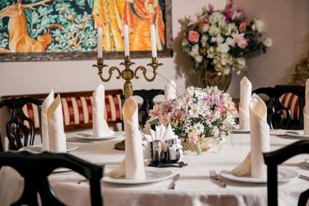 Зал на 100 персон