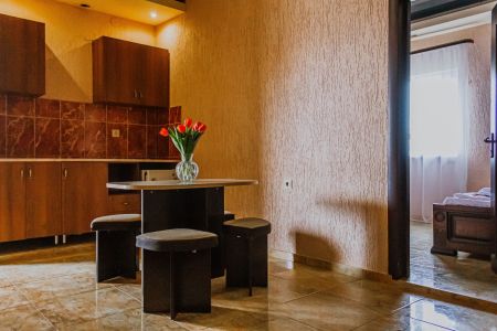 Семейный 4-местный 2-комнатный (с кухней)