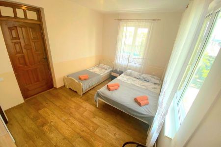 Студио 3-местный