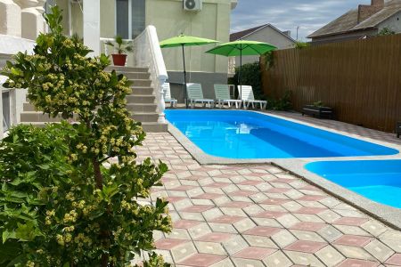 «Alexandra» / «Александра» гостевой дом