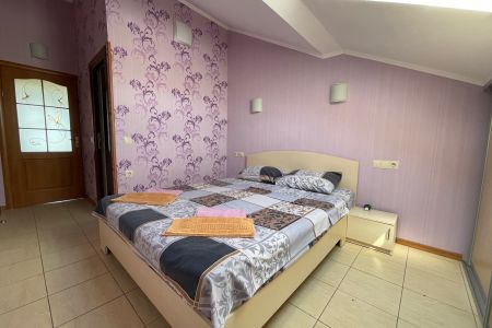 Апартаменты 4-местные 1-комнатные (4 этаж с видом на горы)