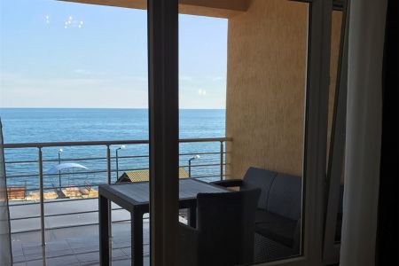 3-местный 1-комнатный №5 (вид на море)