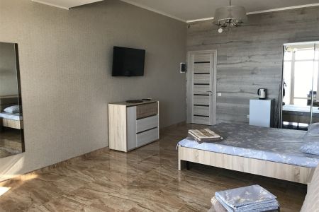 3-местный 1-комнатный №5 (вид на море)