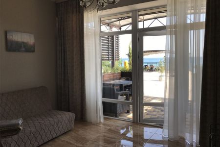 3-местный 1-комнатный №5 (вид на море)