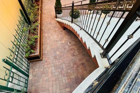 Внутренний дворик